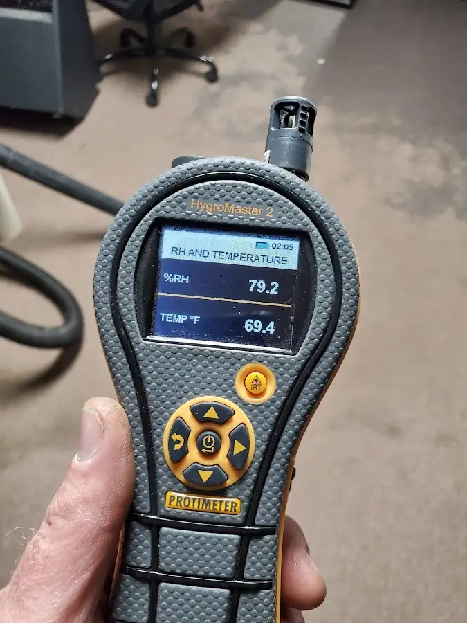 Moisture meter humidity assessment for Mold Remediation & Removal in North Mankato